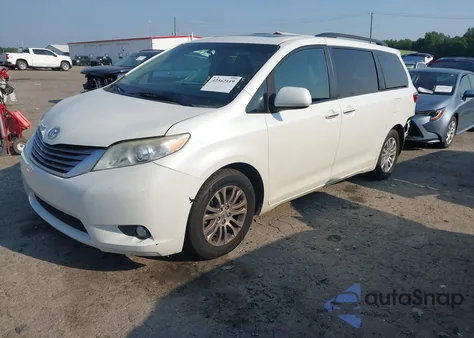 2016 Toyota Sienna Xle 8 Passenger from USA, damaged, VIN 5TDYK3DC7GS750490